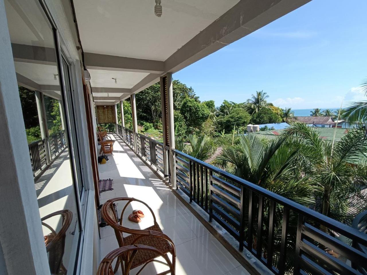 Roomy Guesthouse Kaoh Touch Exterior photo